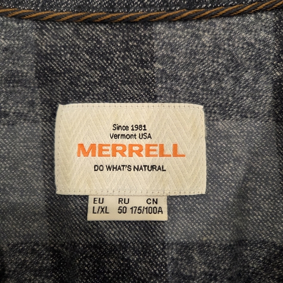 Merrell Blue Textured Button-Up Shirt - Picture 10 of 13
